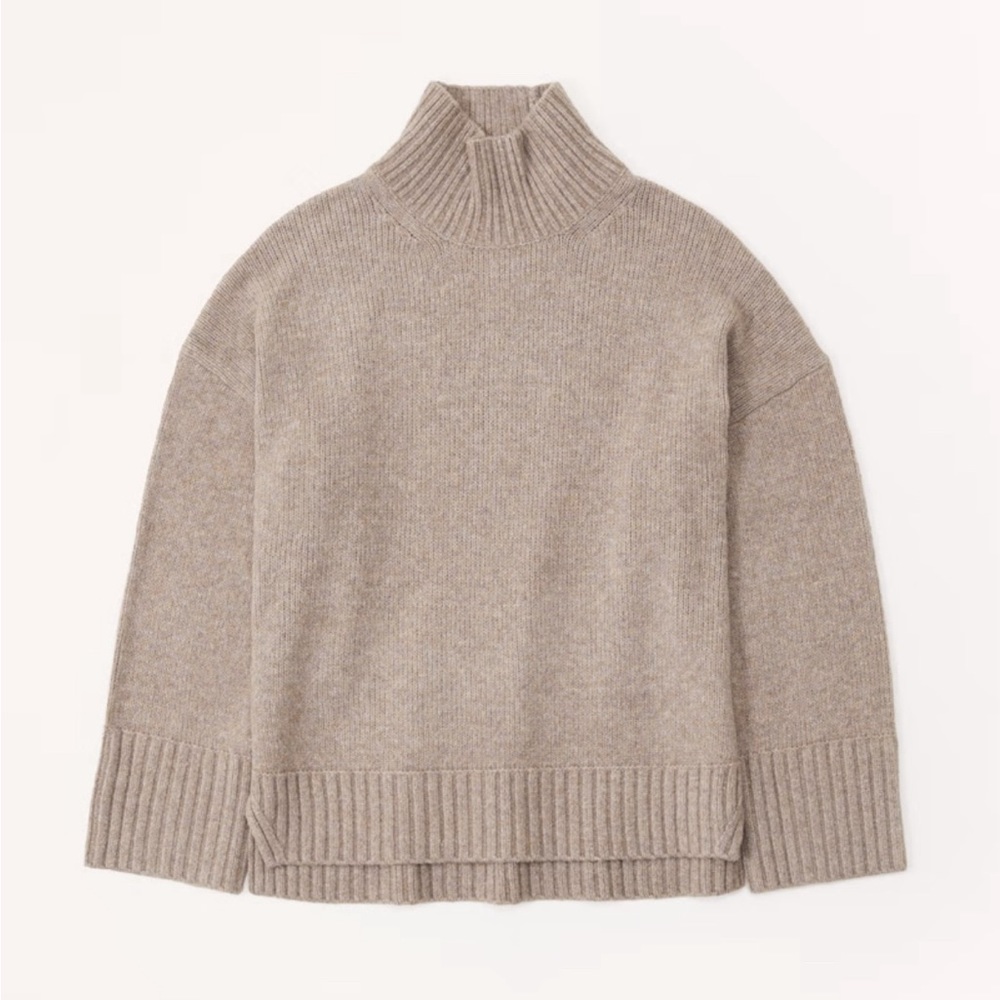 Tuckable turtleneck sweater